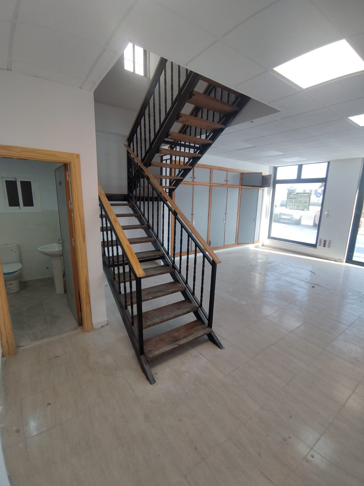 49789_WhatsApp Image 2025-10-08 at 10.48.49.jpeg